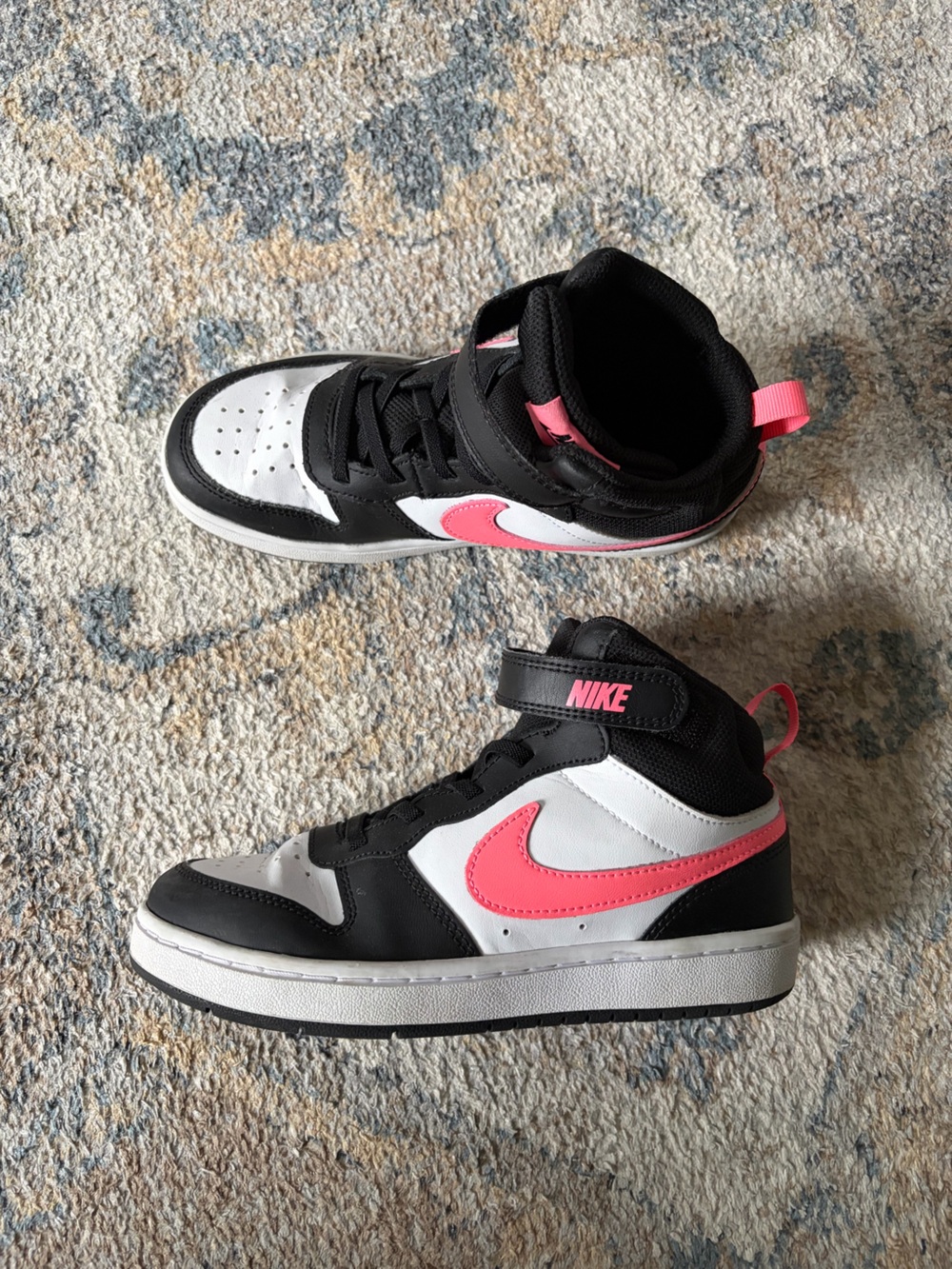 Nike Kids High-Top Sneakers in Black, White & Pink